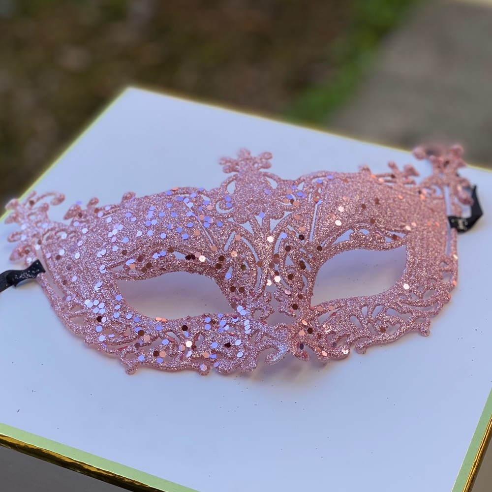 Mardi Gras Jester Glitter Masquerade Mask - Picture 4 of 5